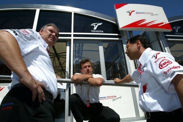 (L to R): Norbert Kreyer (GER) Toyota Senior General Manager of Race and Test Engineeringchats with Olivier Panis (FRA) Toyota and Keizo Takahashi (JPN) Toyota Technical Co-Ordinator.
Formula One World Championship, Rd9, European Grand Prix, Preparations, Nurburgring, Germany, 26 June 2003.
DIGITAL IMAGE (L to R): Norbert Kreyer (GER) Toyota Senior General Manager of Race and Test Engineeringchats with Olivier Panis (FRA) Toyota and Keizo Takahashi (JPN) Toyota Technical Co-Ordinator.
Formula One World Championship, Rd9, European Grand Prix, Preparations, Nurburgring, Germany, 26 June 2003.
DIGITAL IMAGE