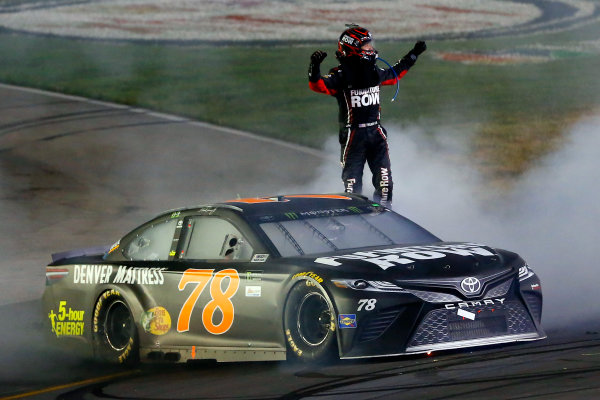 Monster Energy NASCAR Cup Series
Quaker State 400
Kentucky Speedway, Sparta, KY USA
Saturday 8 July 2017
Martin Truex Jr, Furniture Row Racing, Furniture Row/Denver Mattress Toyota Camry celebrates his win
World Copyright: Russell LaBounty
LAT Images Monster Energy NASCAR Cup Series
Quaker State 400
Kentucky Speedway, Sparta, KY USA
Saturday 8 July 2017
Martin Truex Jr, Furniture Row Racing, Furniture Row/Denver Mattress Toyota Camry celebrates his win
World Copyright: Russell LaBounty
LAT Images
