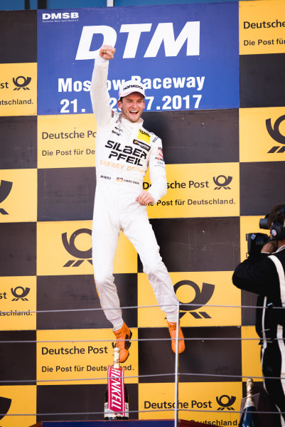 2017 DTM Round 5
Moscow Raceway, Moscow, Russia
Sunday 23 July 2017.
Podium: Race winner Maro Engel, Mercedes-AMG Team HWA, Mercedes-AMG C63 DTM
World Copyright: Evgeniy Safronov/LAT Images
ref: Digital Image SafronovEvgeniy_2017_DTM_MRW_SanFast-21 2017 DTM Round 5
Moscow Raceway, Moscow, Russia
Sunday 23 July 2017.
Podium: Race winner Maro Engel, Mercedes-AMG Team HWA, Mercedes-AMG C63 DTM
World Copyright: Evgeniy Safronov/LAT Images
ref: Digital Image SafronovEvgeniy_2017_DTM_MRW_SanFast-21