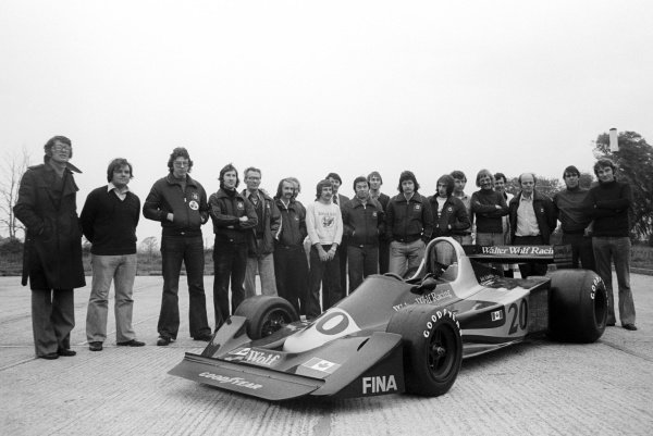 The new Wolf WR1 is unveiled with members of the team, including (From far left) Peter Warr (GBR) Former Lotus Team Manager; Patrick Head (GBR) Former Wolf Williams Chief Engineer; Ross Brawn (GBR) Former Williams Machinist, and (Far right) Dr. Harvey Postlethwaite (GBR) Wolf Chief Engineer and Designer.
Formula One World Chamionship, c. November 1976.
The new Wolf WR1 is unveiled with members of the team, including (From far left) Peter Warr (GBR) Former Lotus Team Manager; Patrick Head (GBR) Former Wolf Williams Chief Engineer; Ross Brawn (GBR) Former Williams Machinist, and (Far right) Dr. Harvey Postlethwaite (GBR) Wolf Chief Engineer and Designer.
Formula One World Chamionship, c. November 1976.