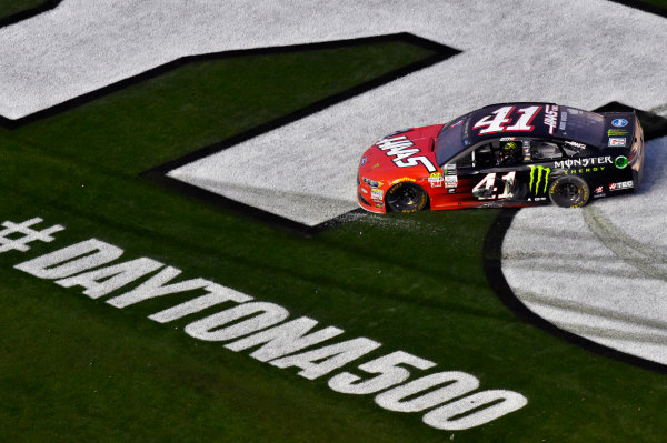 2017 Monster Energy NASCAR Cup Series - Daytona 500
Daytona International Speedway, Daytona Beach, FL USA
Sunday 26 February 2017
Kurt Busch celebrates his win
World Copyright: Nigel Kinrade/LAT Images
ref: Digital Image _DSC7908 2017 Monster Energy NASCAR Cup Series - Daytona 500
Daytona International Speedway, Daytona Beach, FL USA
Sunday 26 February 2017
Kurt Busch celebrates his win
World Copyright: Nigel Kinrade/LAT Images
ref: Digital Image _DSC7908