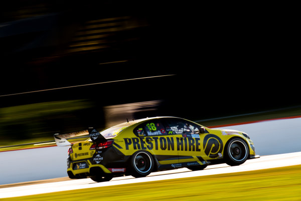 2017 Supercars Championship Round 4. 
Perth SuperSprint, Barbagallo Raceway, Western Australia, Australia.
Friday May 5th to Sunday May 7th 2017.
Lee Holdsworth drives the #18 Preston Hire Racing Holden Commodore VF.
World Copyright: Daniel Kalisz/LAT Images
Ref: Digital Image 050517_VASCR4_DKIMG_1700.JPG