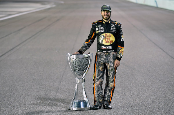 Monster Energy NASCAR Cup Series
Ford EcoBoost 400
Homestead-Miami Speedway, Homestead, FL USA
Monday 20 November 2017
Martin Truex Jr, Furniture Row Racing, Bass Pro Shops / Tracker Boats Toyota Camry celebrates winning the 2017 Monster Energy Cup Series Championship
World Copyright: Nigel Kinrade
LAT Images Monster Energy NASCAR Cup Series
Ford EcoBoost 400
Homestead-Miami Speedway, Homestead, FL USA
Monday 20 November 2017
Martin Truex Jr, Furniture Row Racing, Bass Pro Shops / Tracker Boats Toyota Camry celebrates winning the 2017 Monster Energy Cup Series Championship
World Copyright: Nigel Kinrade
LAT Images