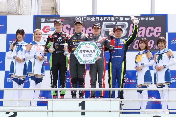 Round 7 podium. Winner Ritomo Miyata , Corolla Chukyo Kuo TOM’S Dallara F317 Toyota. Sacha Fenestraz, B-Max Racing with Motopark Dallara F314 Volkswagen, 2nd. Sena Sakaguchi, Corolla Chukyo Kuo TOM’S Dallara F317 Toyota, 3rd. Photo by Masahide Kamio