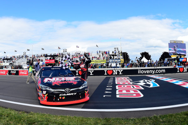 NASCAR XFINITY Series
Zippo 200 at The Glen
Watkins Glen International, Watkins Glen, NY USA
Saturday 5 August 2017
Kyle Busch, NOS Rowdy Toyota Camry, celebrates after winning the Zippo 200.
World Copyright: John K Harrelson
LAT Images NASCAR XFINITY Series
Zippo 200 at The Glen
Watkins Glen International, Watkins Glen, NY USA
Saturday 5 August 2017
Kyle Busch, NOS Rowdy Toyota Camry, celebrates after winning the Zippo 200.
World Copyright: John K Harrelson
LAT Images