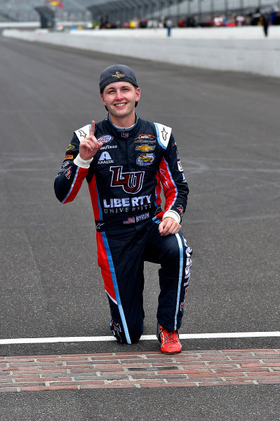 NASCAR XFINITY Series
Lilly Diabetes 250
Indianapolis Motor Speedway, Indianapolis, IN USA
Saturday 22 July 2017
William Byron, Liberty University Chevrolet Camaro wins
World Copyright: Rusty Jarrett
LAT Images NASCAR XFINITY Series
Lilly Diabetes 250
Indianapolis Motor Speedway, Indianapolis, IN USA
Saturday 22 July 2017
William Byron, Liberty University Chevrolet Camaro wins
World Copyright: Rusty Jarrett
LAT Images