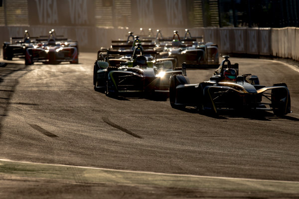 2016/2017 FIA Formula E Championship.
Marrakesh ePrix, Circuit International Automobile Moulay El Hassan, Marrakesh, Morocco.
Saturday 12 November 2016.
Jean-Eric Vergne (FRA), Techeetah, Spark-Renault, Renault Z.E 16 at the start of the race.
Photo: Zak Mauger/Jaguar Racing
ref: Digital Image _X0W6083