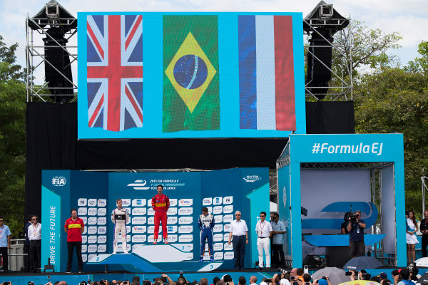 2015/2016 FIA Formula E Championship.
Putrajaya ePrix, Putrajaya, Malaysia.
Saturday 7 November 2015.
Podium
Lucas Di Grassi (BRA), ABT Audi Sport FE01, Sam Bird (GBR), DS Virgin Racing DSV-01 & Robin Frijns (NLD), Andretti - Spark SRT_01E on the podium
Photo: Sam Bloxham/FIA Formula E/LAT
ref: Digital Image _SBL1265