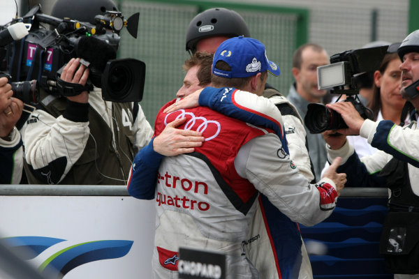 2014 World Endurance Championship,
Interlagos, Brazil. 28th - 30th November 2014.
Tom Kristensen Audi Sport Team Joest Audi R18 e-tron and Anthony Davidson Toyota Racing Toyota TS 040 Hybrid;l
World Copyright: Ebrey / LAT Photographic.