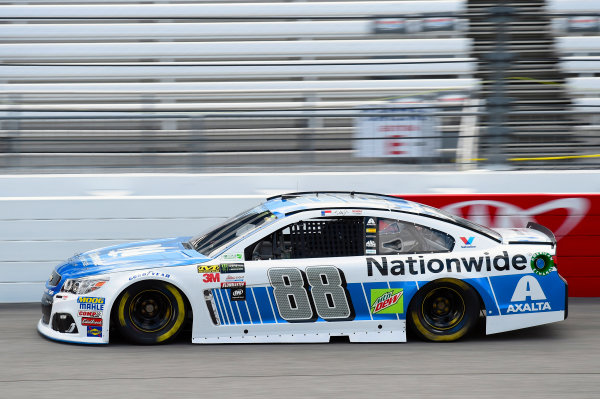 Monster Energy NASCAR Cup Series
Toyota Owners 400
Richmond International Raceway, Richmond, VA USA
Friday 28 April 2017
Dale Earnhardt Jr, Hendrick Motorsports, Nationwide Chevrolet SS
World Copyright: Nigel Kinrade
LAT Images
ref: Digital Image 17RIC1nk00774