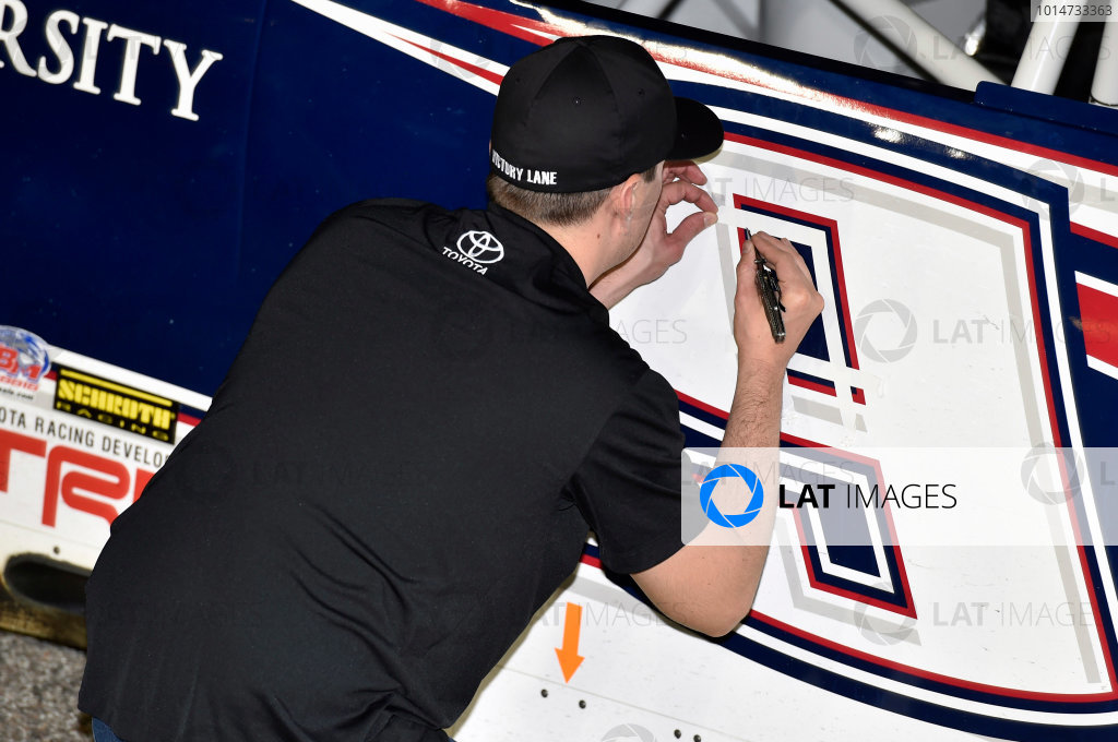 18 November, 2016, Homestead, Florida USA
Kyle Busch, M&M's Core Toyota Camry
? 2016, Nigel Kinrade
LAT Photo USA 18 November, 2016, Homestead, Florida USA
Kyle Busch, M&M's Core Toyota Camry
? 2016, Nigel Kinrade
LAT Photo USA
