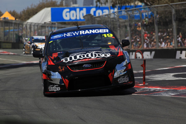 The Tekno Autosports Ford Falcon of Jonathon Webb and Gil de Ferran of Brazil during the Armor All Gold Coast 600, event 11 of the 2011 Australian V8 Supercar Championship Series at the Gold Coast Street Circuit, Gold Coast, Queensland, October 23, 2011
World Copyright: Mark Horsburgh/LAT Photographicref: 19-TEKNO-EV11-11-13313