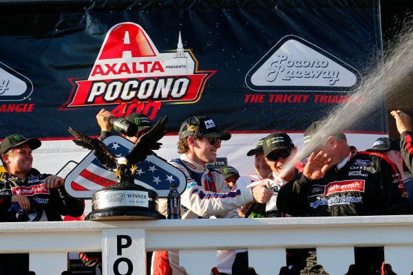 Monster Energy NASCAR Cup Series
AXALTA presents the Pocono 400
Pocono Raceway, Long Pond, PA USA
Sunday 11 June 2017
Ryan Blaney, Wood Brothers Racing, Motorcraft/Quick Lane Tire & Auto Center Ford Fusion celebrates in victory lane 
World Copyright: Russell LaBounty
LAT Images
ref: Digital Image 17POC1rl_05367