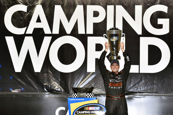 18 November, 2016, Homestead, Florida USA
Johnny Sauter celebrates his Championship
? 2016, Nigel Kinrade
LAT Photo USA 18 November, 2016, Homestead, Florida USA
Johnny Sauter celebrates his Championship
? 2016, Nigel Kinrade
LAT Photo USA