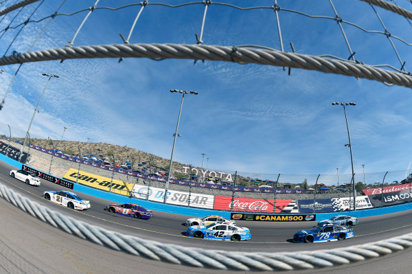 Monster Energy NASCAR Cup Series
Can-Am 500
Phoenix Raceway, Avondale, AZ USA
Sunday 12 November 2017
Ryan Blaney, Wood Brothers Racing, SKF / Quick Lane Tire & Auto Center Ford Fusion and Denny Hamlin, Joe Gibbs Racing, FedEx Ground Toyota Camry
World Copyright: Nigel Kinrade
LAT Images