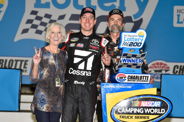 NASCAR Camping World Truck Series
North Carolina Education Lottery 200
Charlotte Motor Speedway, Concord, NC USA
Friday 19 May 2017
Kyle Busch, Cessna Toyota Tundra celebrates his win in Victory Lane
World Copyright: Nigel Kinrade
LAT Images
ref: Digital Image 17CLT1nk04969 NASCAR Camping World Truck Series
North Carolina Education Lottery 200
Charlotte Motor Speedway, Concord, NC USA
Friday 19 May 2017
Kyle Busch, Cessna Toyota Tundra celebrates his win in Victory Lane
World Copyright: Nigel Kinrade
LAT Images
ref: Digital Image 17CLT1nk04969