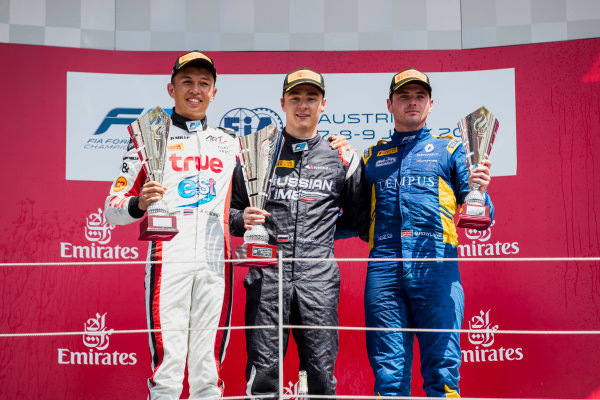 2017 FIA Formula 2 Round 5.
Red Bull Ring, Spielberg, Austria.
Sunday 9 July 2017.
Alexander Albon (THA, ART Grand Prix), Artem Markelov (RUS, RUSSIAN TIME) and Oliver Rowland (GBR, DAMS).
Photo: Zak Mauger/FIA Formula 2.
ref: Digital Image _54I0430 2017 FIA Formula 2 Round 5.
Red Bull Ring, Spielberg, Austria.
Sunday 9 July 2017.
Alexander Albon (THA, ART Grand Prix), Artem Markelov (RUS, RUSSIAN TIME) and Oliver Rowland (GBR, DAMS).
Photo: Zak Mauger/FIA Formula 2.
ref: Digital Image _54I0430